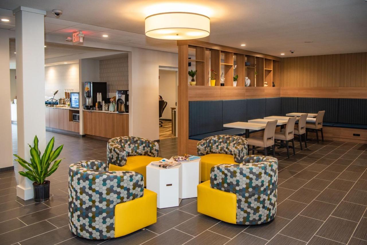 Microtel Inn & Suites By Wyndham Carlisle Luaran gambar